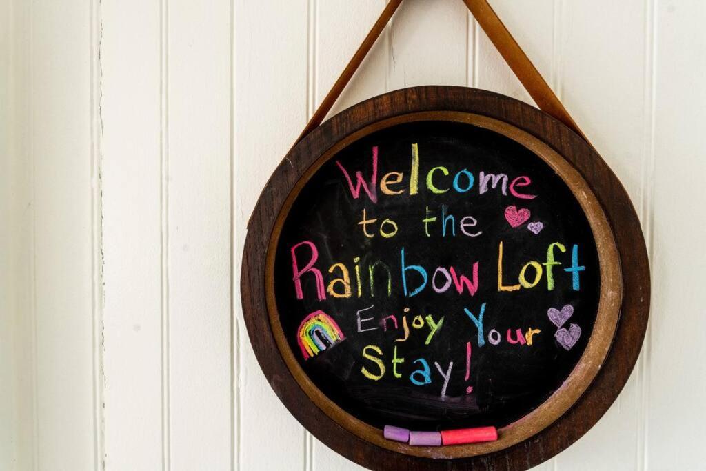 Somewhere Over The Rainbow Loft With Ac Hilo Exteriör bild