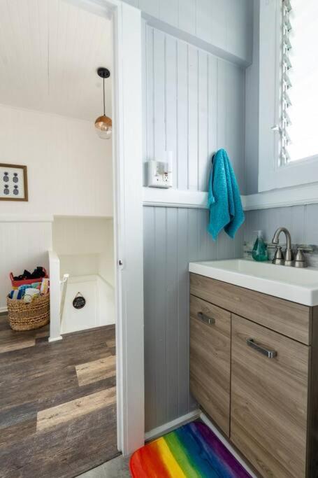 Somewhere Over The Rainbow Loft With Ac Hilo Exteriör bild